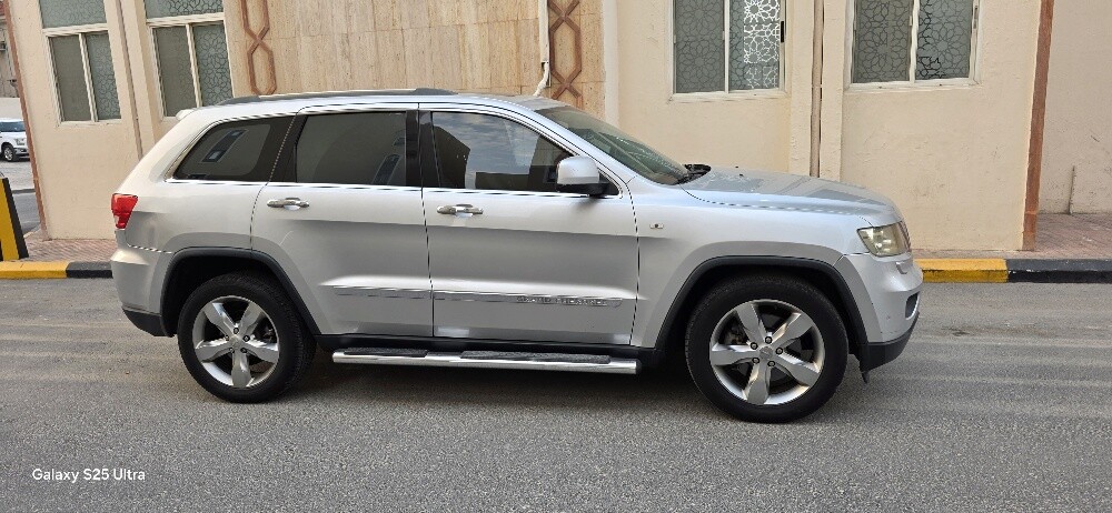jeep grand 2012 - 2