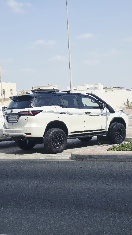 TOYOTA FORTUNER 2019 V6 - 10