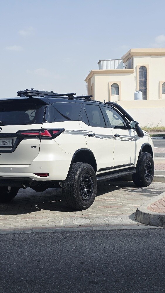 TOYOTA FORTUNER 2019 V6 - 11