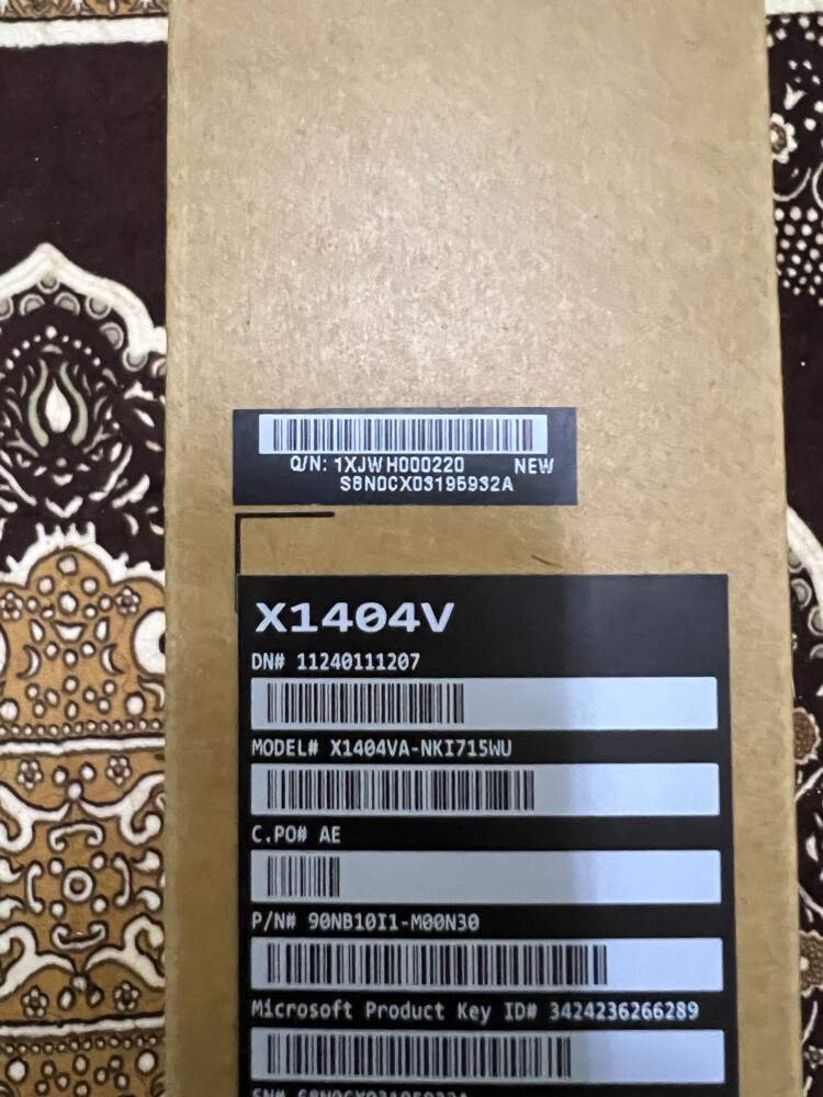 LAPTOP ASUS  - 8