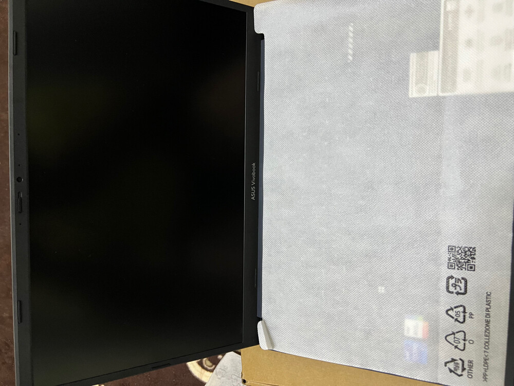 LAPTOP ASUS  - 4