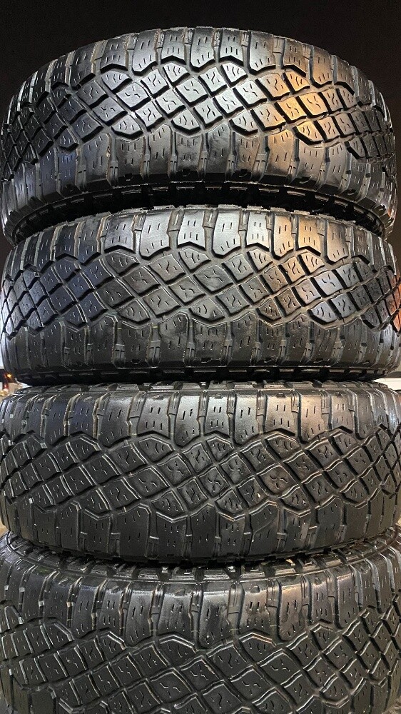 275/70/18 - 5