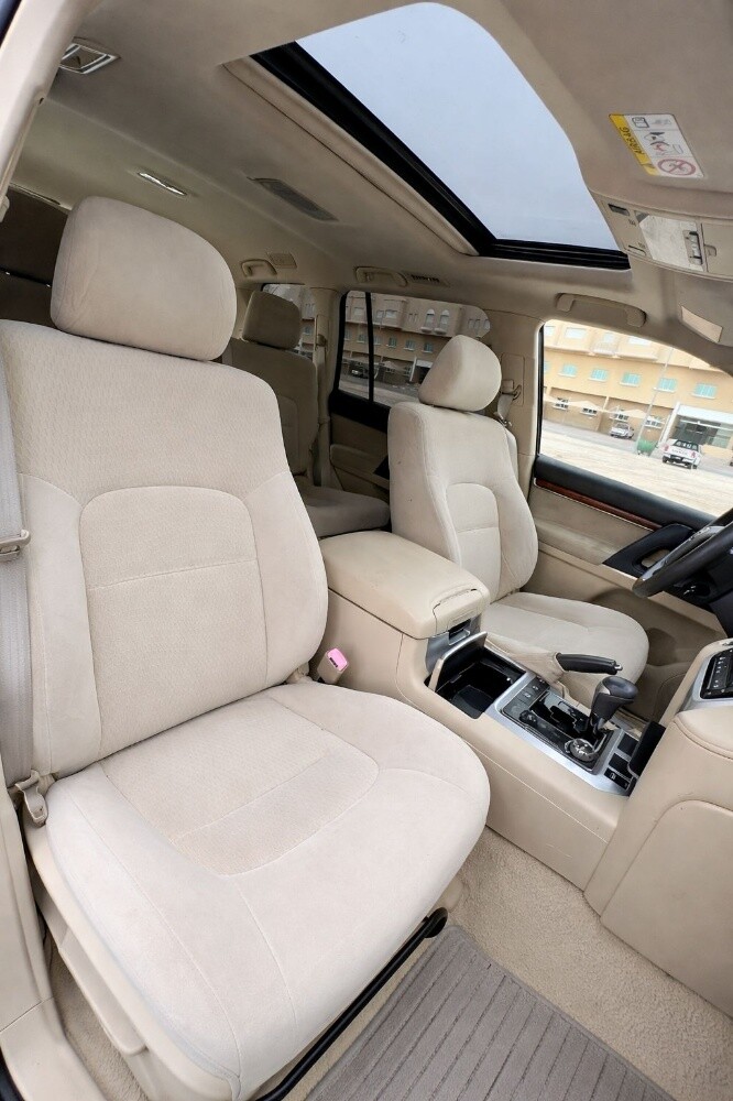 Toyota GXR V6 2016 4.0CC - 12
