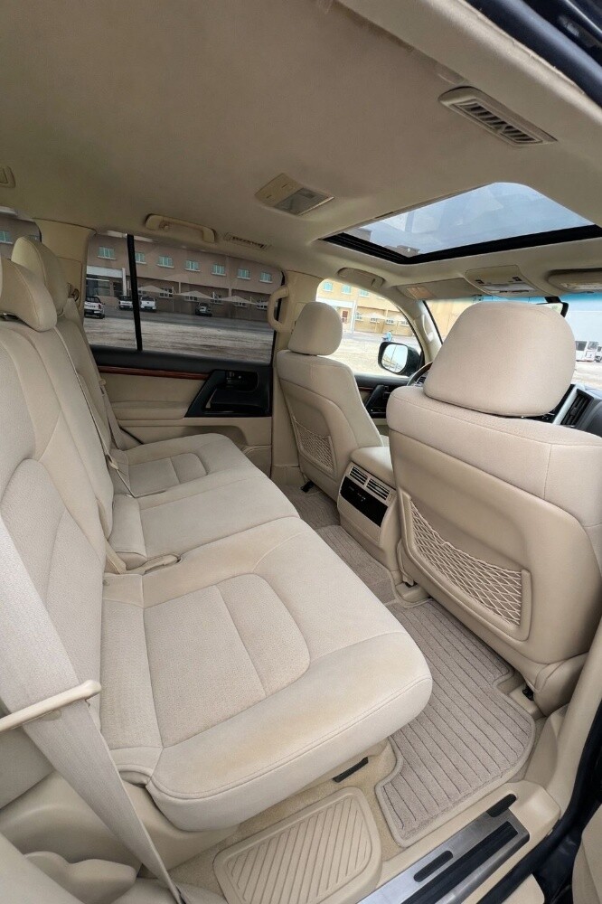 Toyota GXR V6 2016 4.0CC - 14