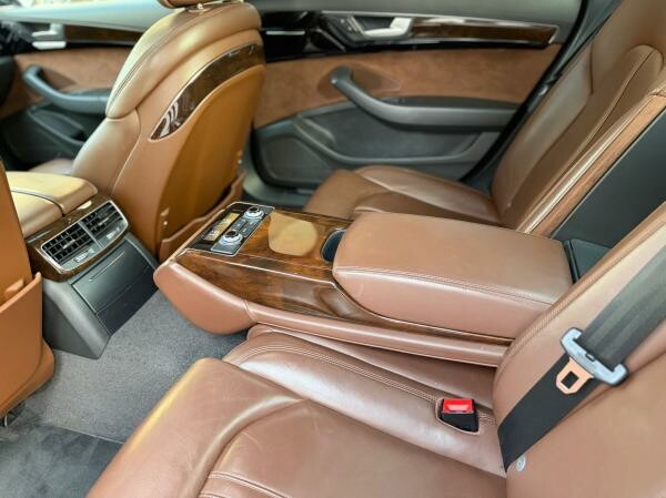Audi A8 2017 - 2