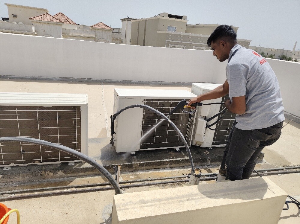 AC Repair, Cleaning & Gas Refill - 1