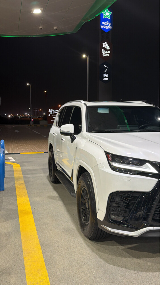 لكزس ٢٠٢٣ - 2