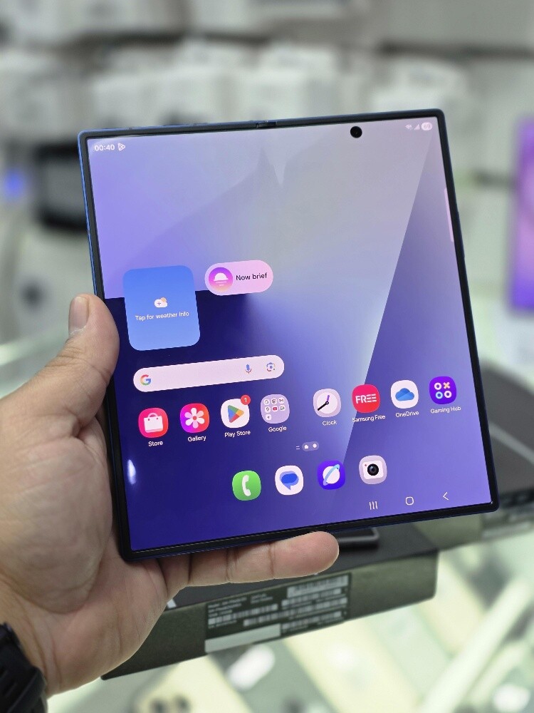 SAMSUNG GALAXY Z FOLD 7 512& 1TB - 4