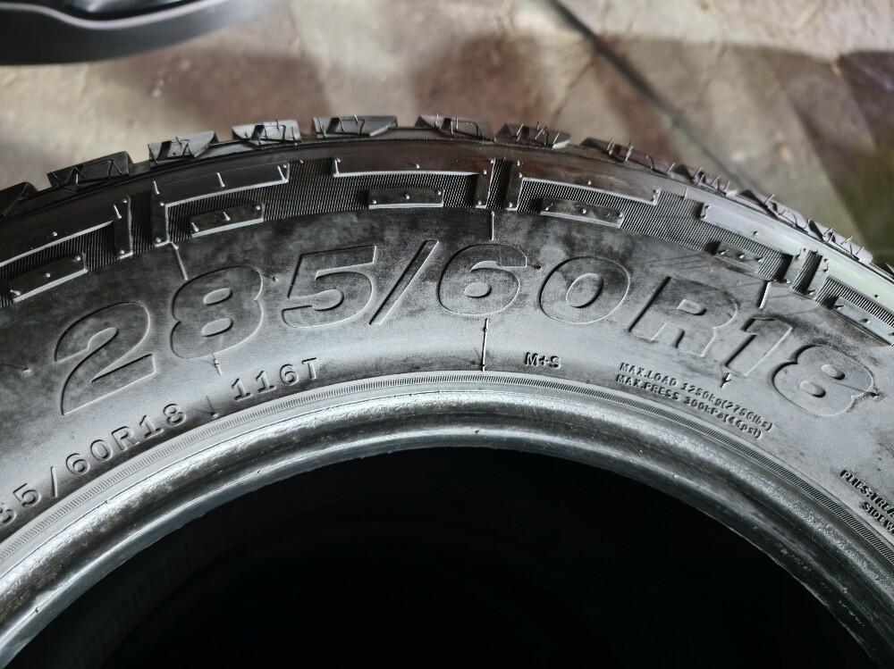 285/60/18 Made In Thailand 24-25 - 3