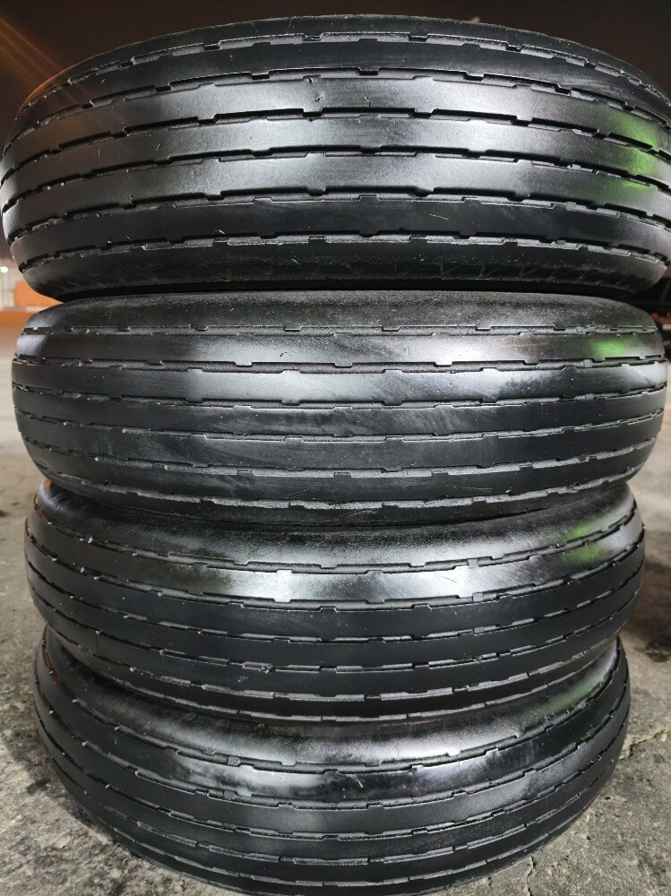 9.00/17 Maxxis Balloon 2025 - 8