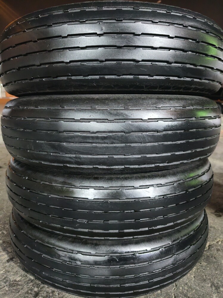 9.00/17 Maxxis Balloon 2025 - 2