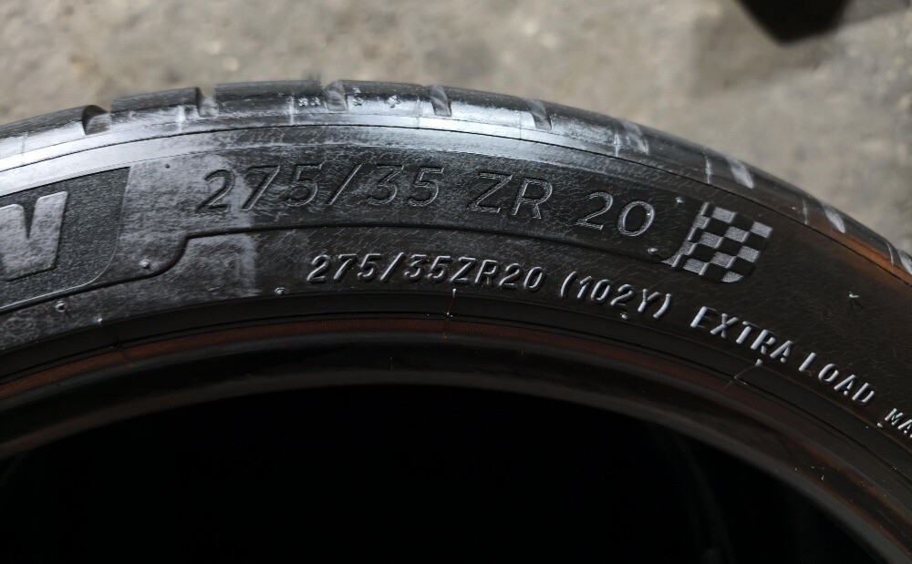 275/35/20 Michlin Tyre - 3