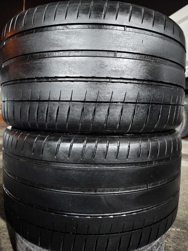 305/30/20 Michlin Tyre - 6