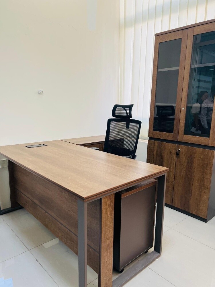 used office furniture buy & selling - 1