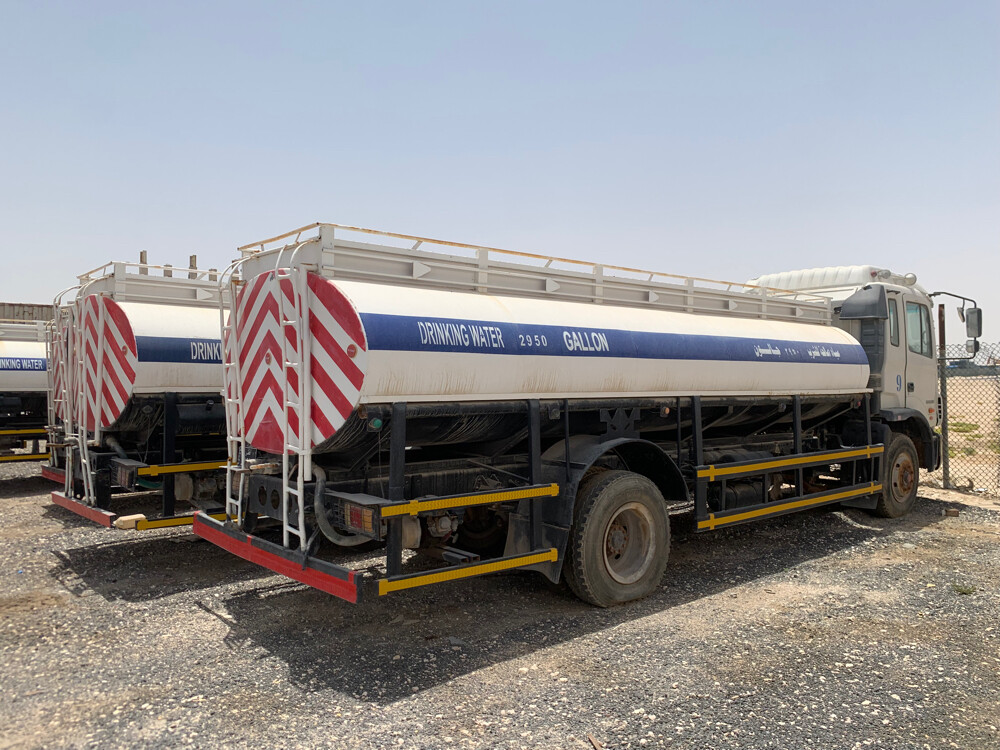     Water Truck + Dump Truck - 1