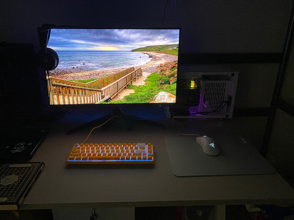 Mini-itx PC for sale plus ikea desk - 1
