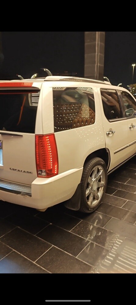 Cadillac Escalade 2011 - 7
