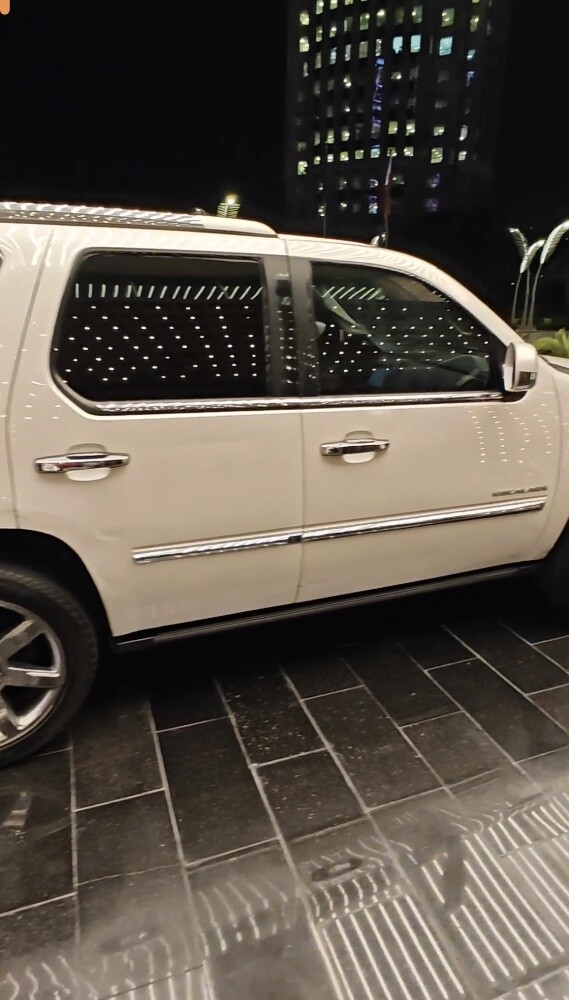 Cadillac Escalade 2011 - 10