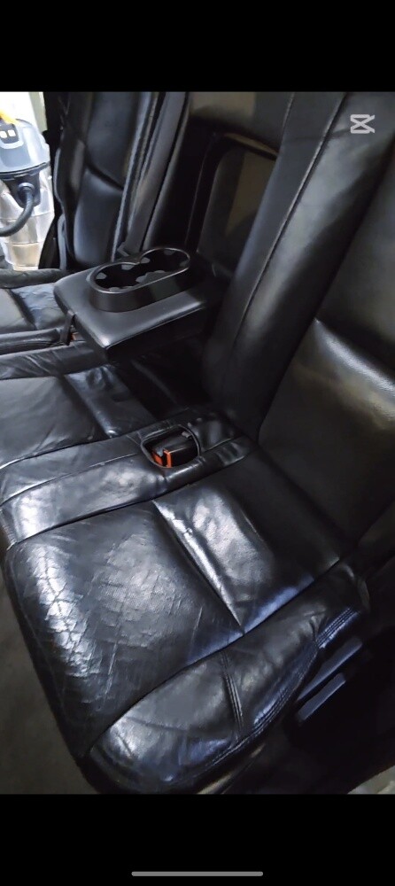 Cadillac Escalade 2011 - 26