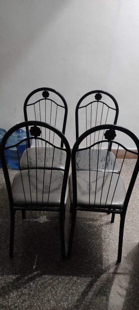 1 miror table and 4 chair - 2
