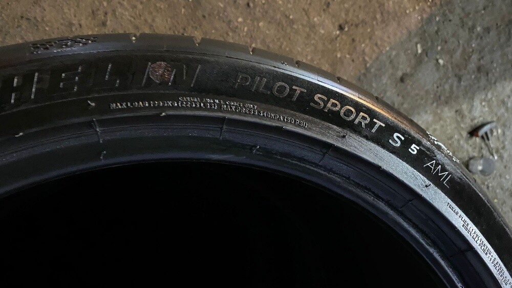 325/30/21 - 4