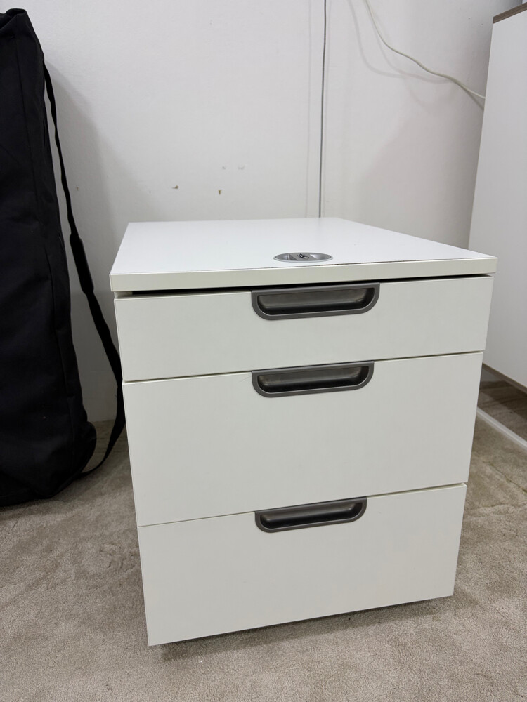 IKEA cabinet shelves - 1