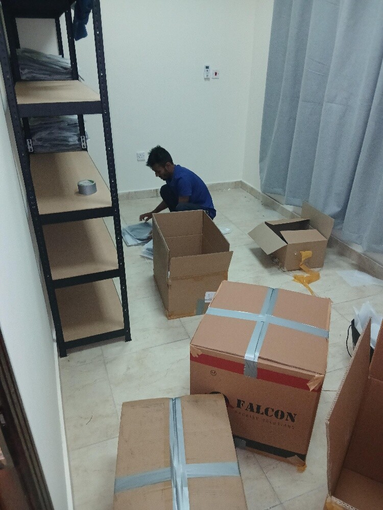 Are you looking for a moving compan - 5
