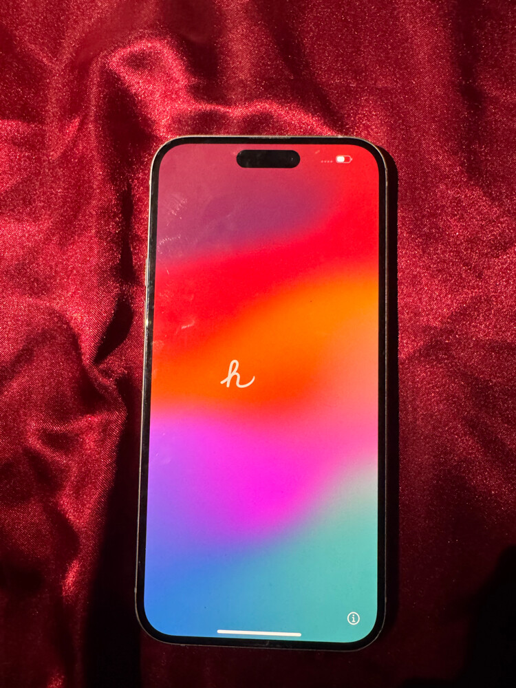IPhone 15 - 1
