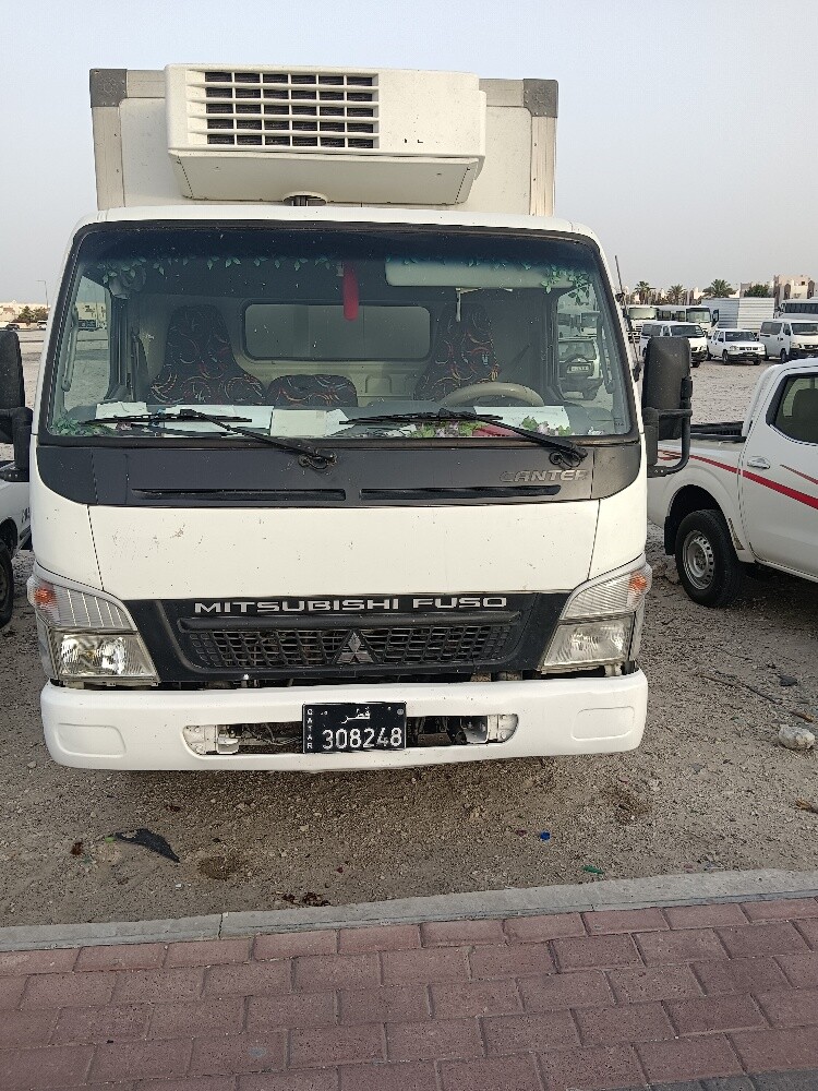 MITSUBISHI cantar 2016 model - 1