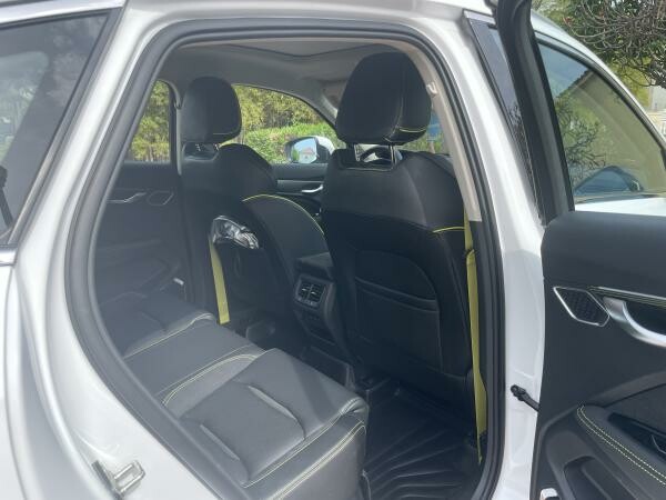 Geely Tugella - 12