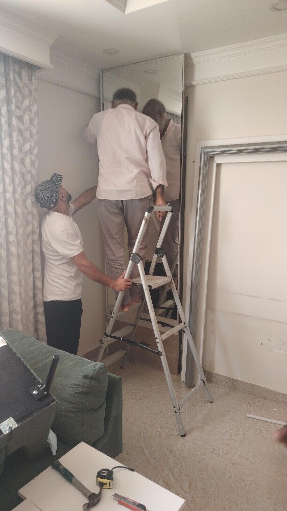 Carpenter and fixing  moving - 1