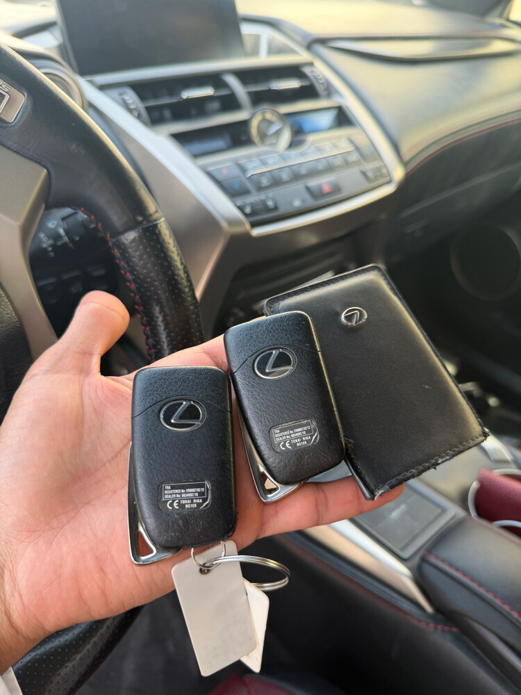 2015 Lexus 200TF Sport - 2