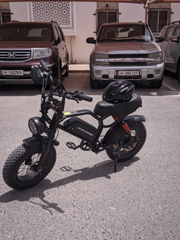 LIKE NEW! Windhorse V8 Mini E-Bike - 1