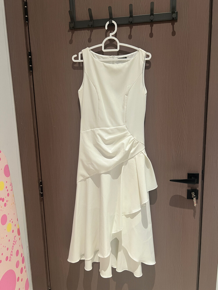 White dress (new, not worn) - 1