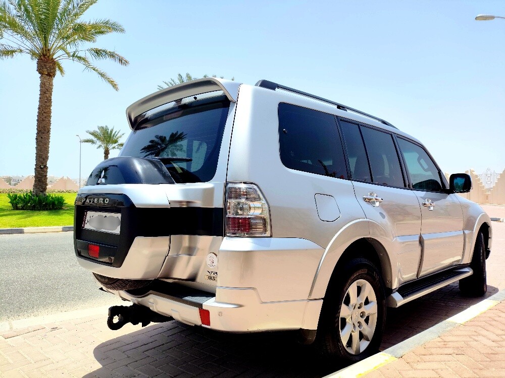MITSUBISHI PAJERO GLS V6 3.5L, 4WD - 8