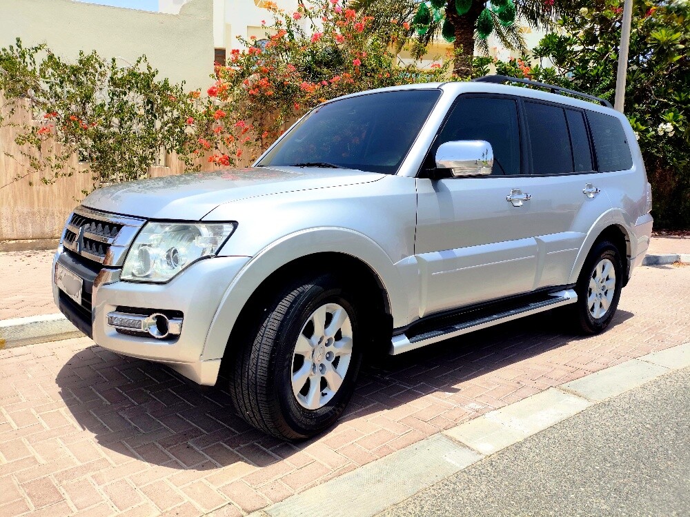 MITSUBISHI PAJERO GLS V6 3.5L, 4WD - 1