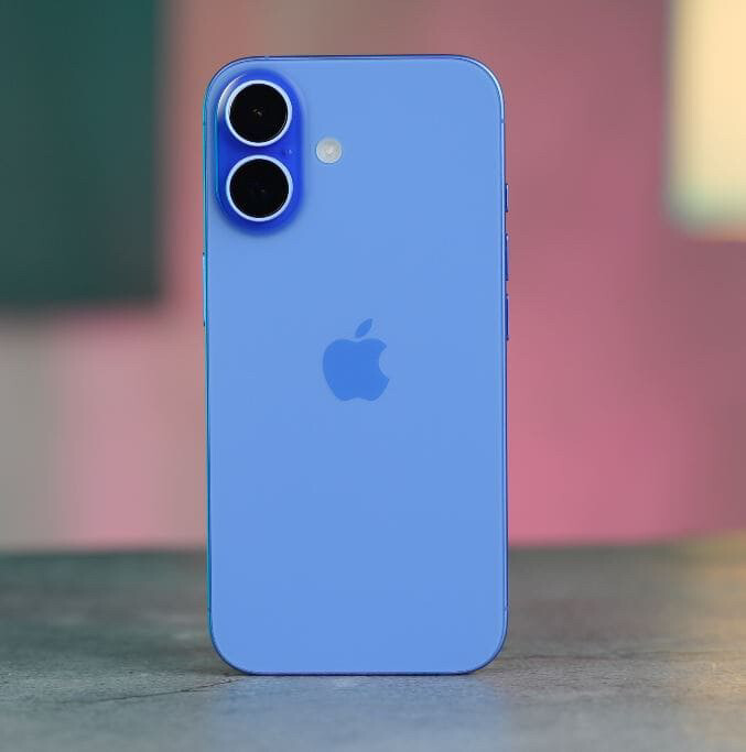 iPhone 16 - 1