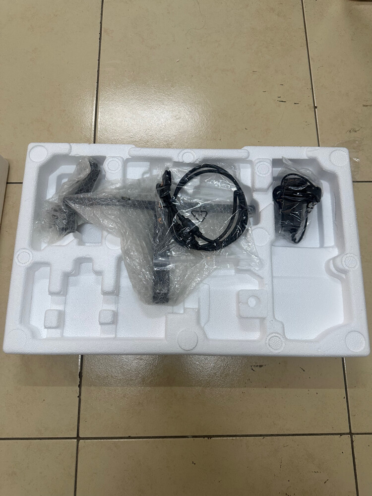 twisted minds gaming monitor - 2