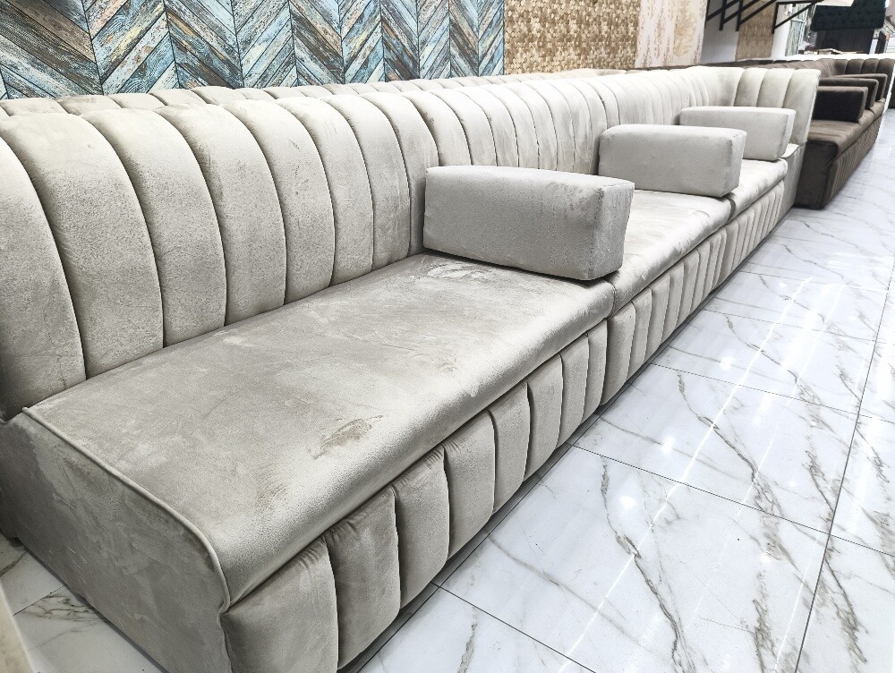Offer Price! Ten Meters Majlis 1750 - 1