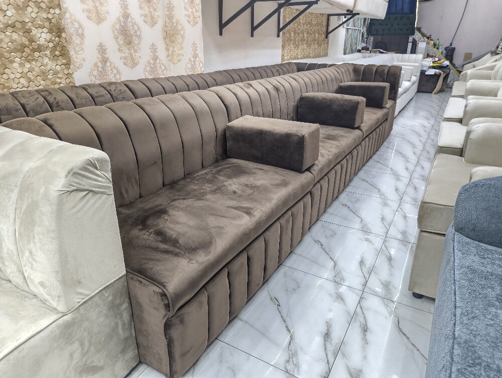 Offer Price! Ten Meters Majlis 1750 - 5