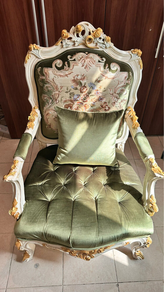 vintage green armchair  - 3