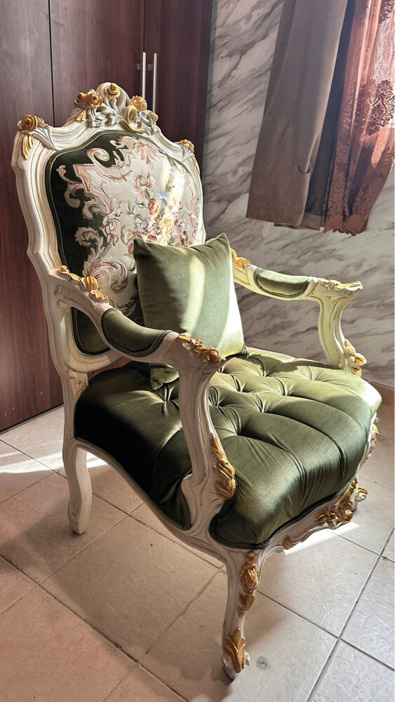 vintage green armchair  - 2