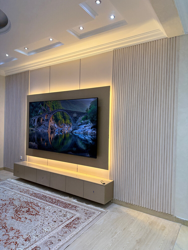 Tv & Home Decoration - 2