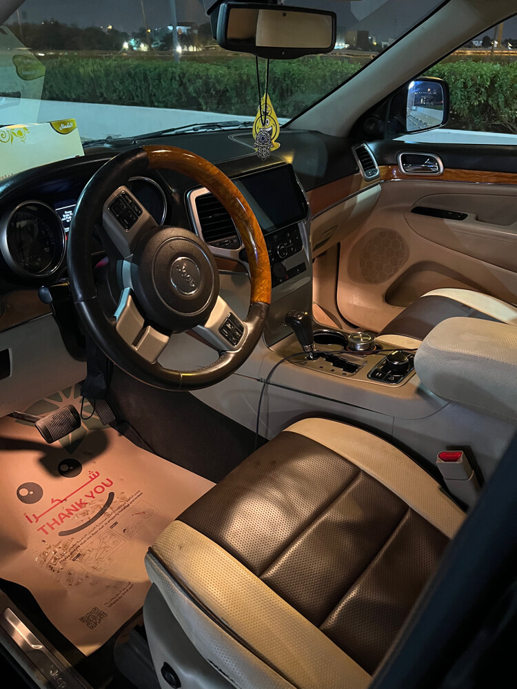 For Sale: Jeep Grand Cherokee - 3