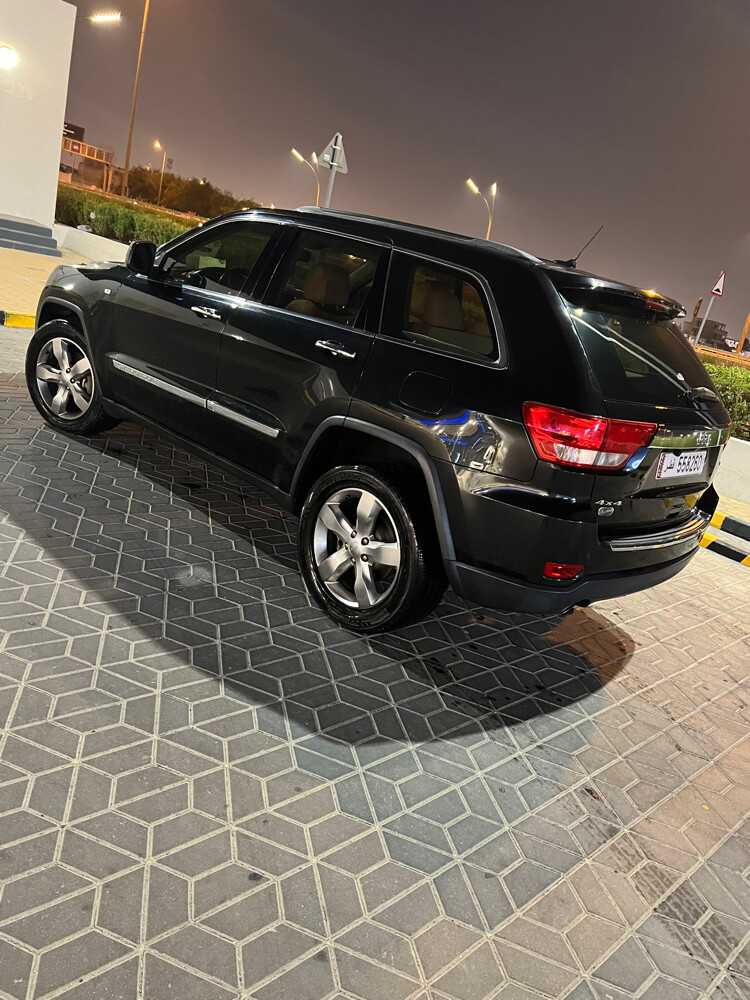 For Sale: Jeep Grand Cherokee - 2