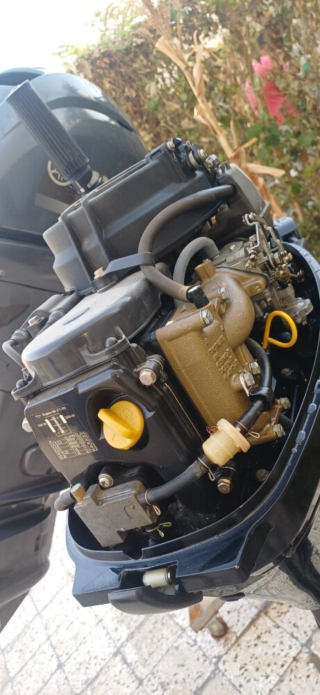 Mercury 9.9hp Outboard engine - 3
