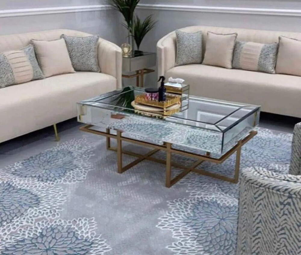 Making new curtains and sofa - 18