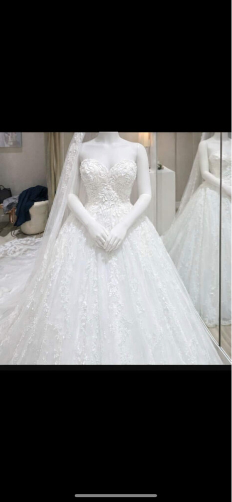 wedding dress for rent - 1