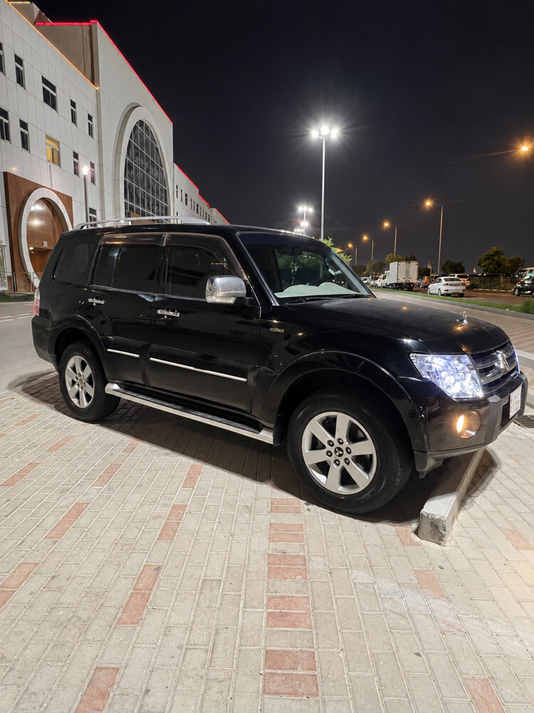 Mitsubishi Pajero 3.8 gold edition - 2