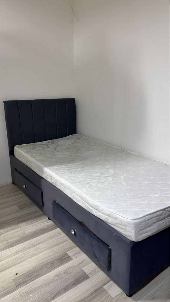 Bed for sale - 1